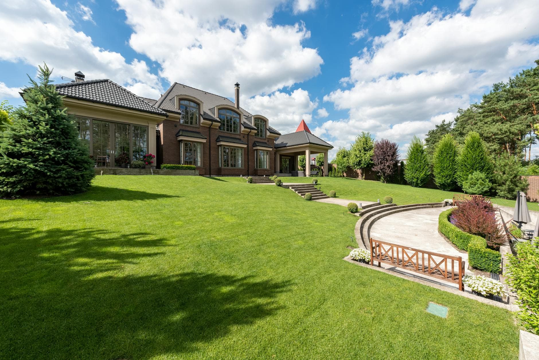 Top 10 Luxury Neighborhoods, Las Vegas (2026)