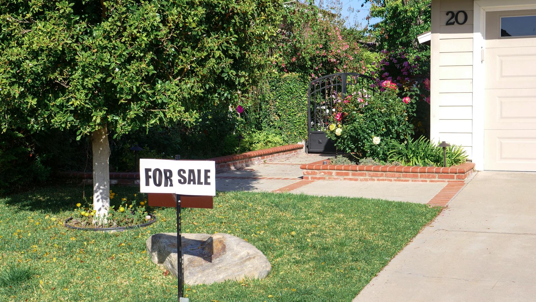 Selling a Las Vegas Home: 30-Day Plan (2026)